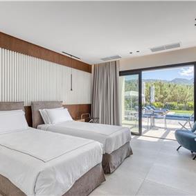 5 bedroom luxury seaside villa with indoor & outdoor pool, near Acharavi, sleeps 10